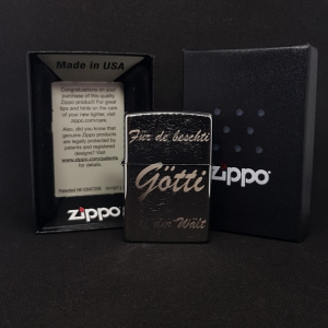 Original Zippo mit Wunschgravur